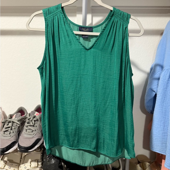 Rachel and Zoe Green Sleeveless Tank Top Blouse - Picture 1 of 2